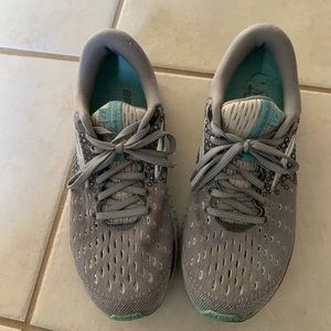 Brooks Glycerin